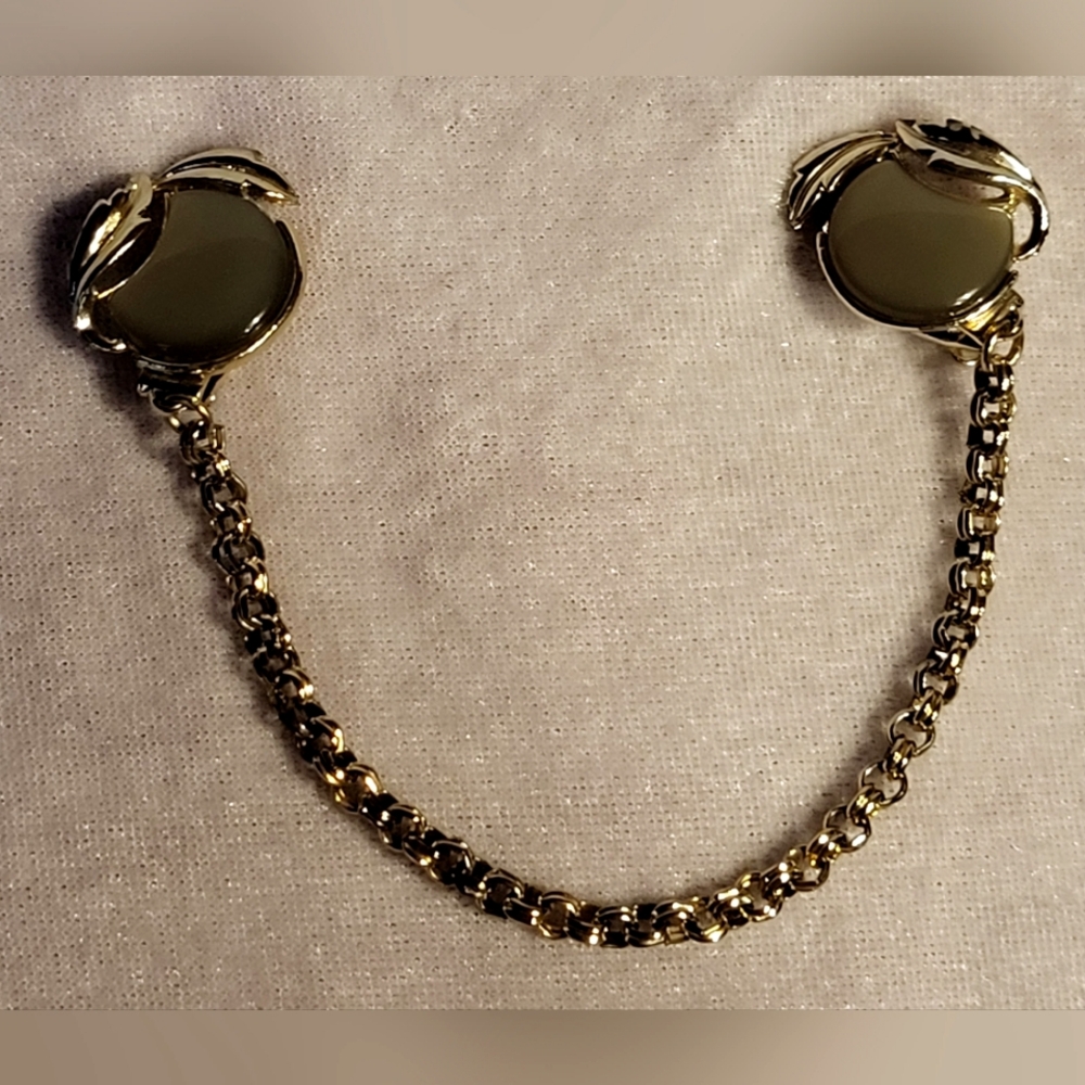 Golden Brown Thermoset Plastic Brown Button Leaf Sweater Guard or Chatelaine